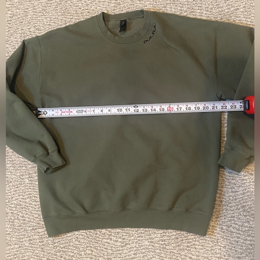Gildan Mama Embroidered Crewneck Sweatshirt Women’s Large Olive Green Quality - Picture 8 of 10